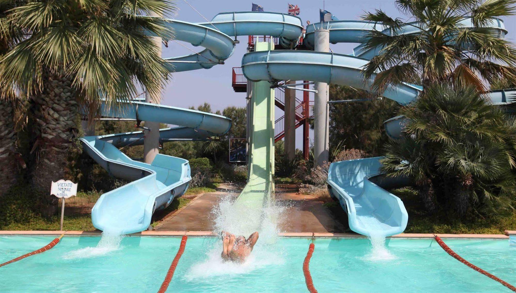 טורה סנטה סאבינה Camping Villaggio Lamaforca מראה חיצוני תמונה